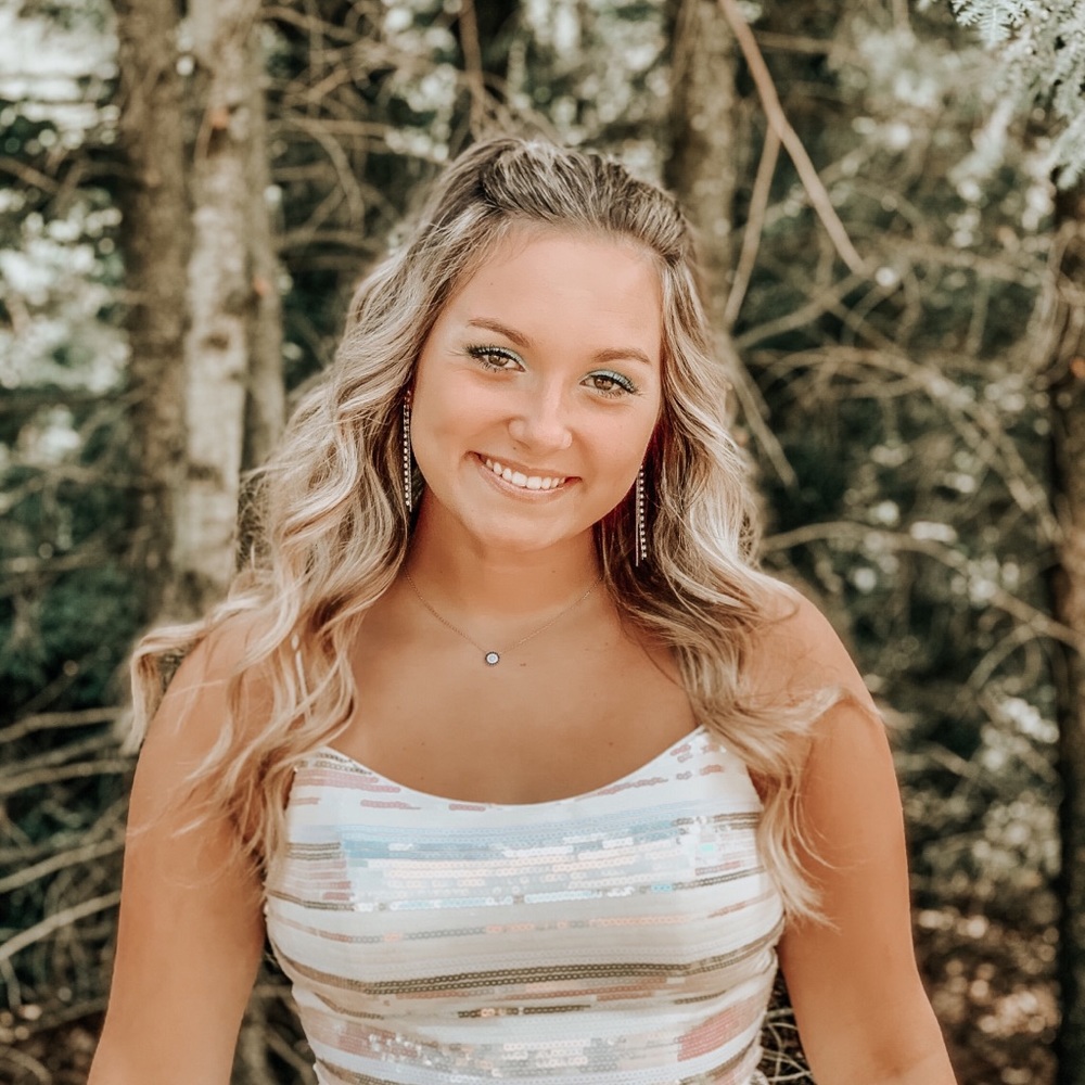 Meet your Posher, Anna